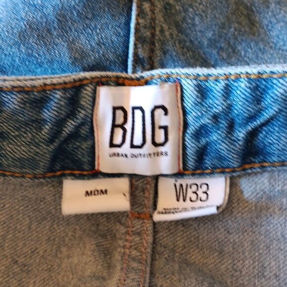BDG Urban Outfitters Mom Jeans - Picture 9 of 12